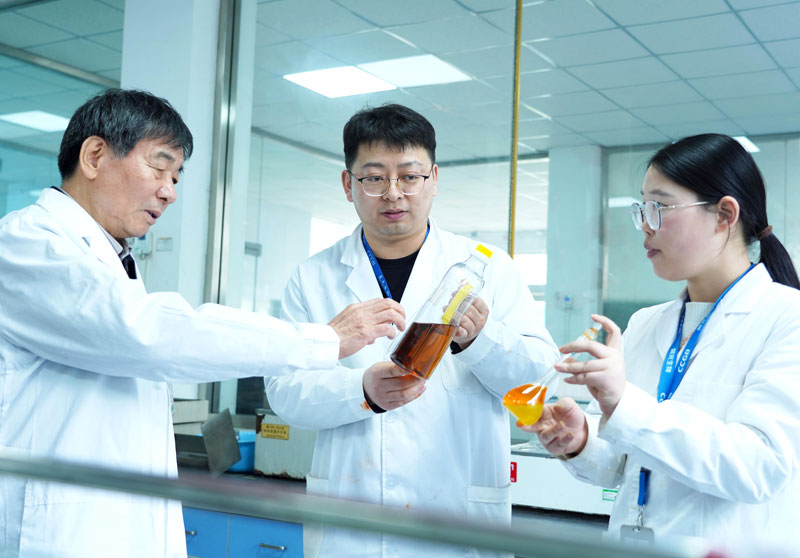 【河北日报】全国人大代表卢庆国关注县域企业如何留住人才